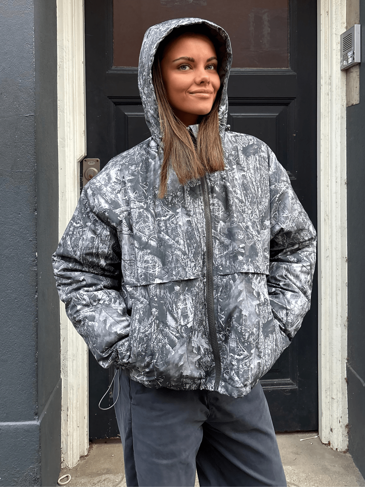 ISA PUFFER JACKET - BLACK