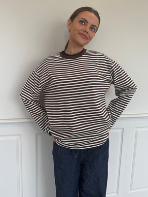 SADIE STRIPE TEE LS - HOT FUDGE COCONUT MILK