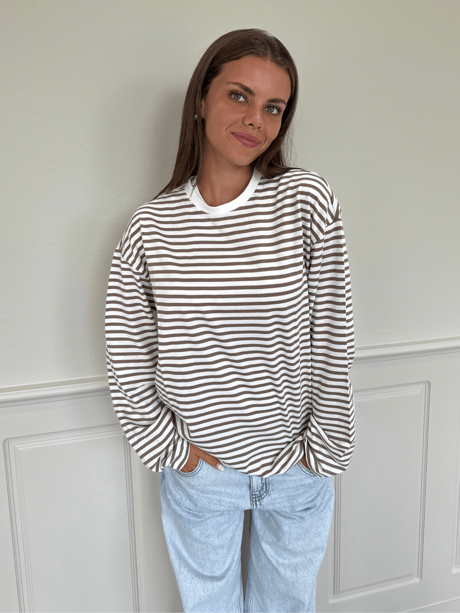 SADIE STRIPE TEE LS - CLOUD DANCER / FOSSIL