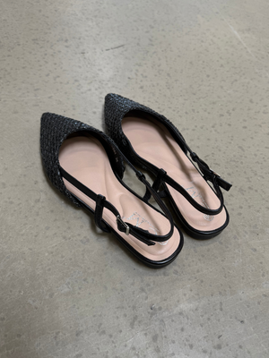 ZENIA FLAT SLINGBACK SHOES - BLACK