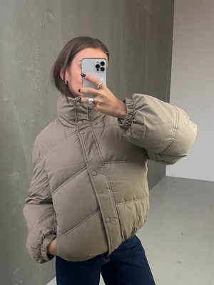 ALFRIDA PUFFER JAKKE - BEIGE