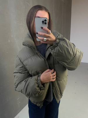 ALFRIDA PUFFER JAKKE - KHAKI