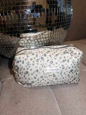 ADDY MAKEUP BAG - BLUE FLOWER