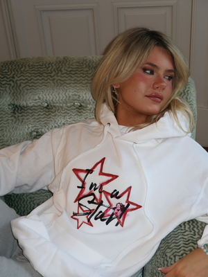 I AM A STAR HOODIE - HVID