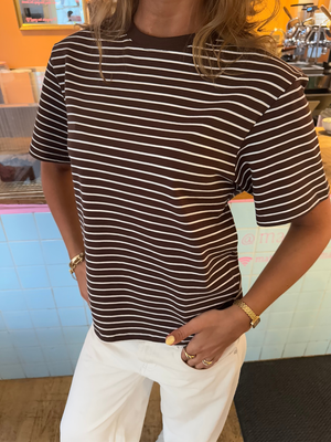 HAPPY STRIPE TEE - BROWN/WHITE