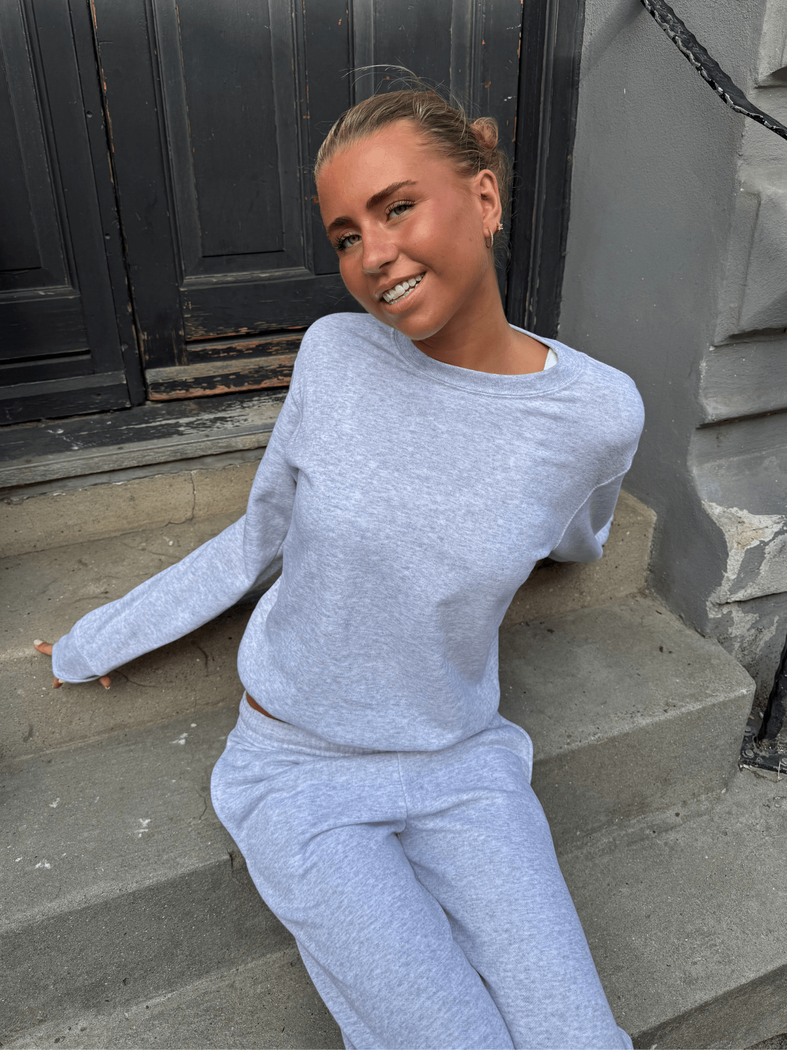 FRUIT SWEATSHIRT - GRAY