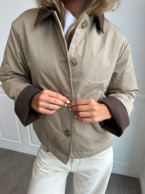 JORMA JACKET - GREIGE/HOT FUDGE