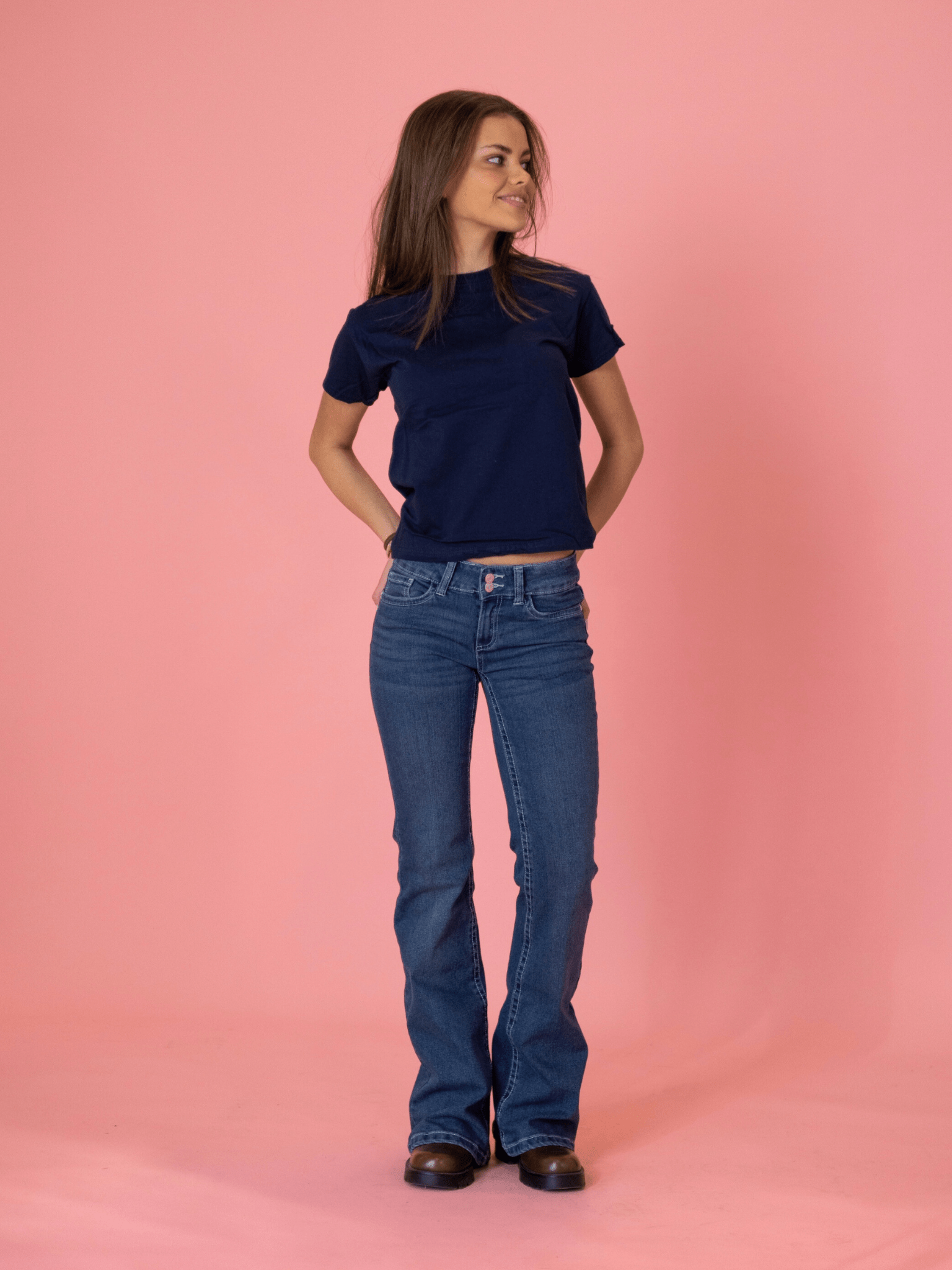 ERIKA LOW BOOTCUT JEANS - MID BLUE