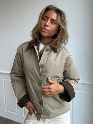 JORMA JACKET - GREIGE/HOT FUDGE