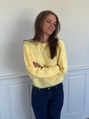 FREJA KNITTING - BUTTER YELLOW