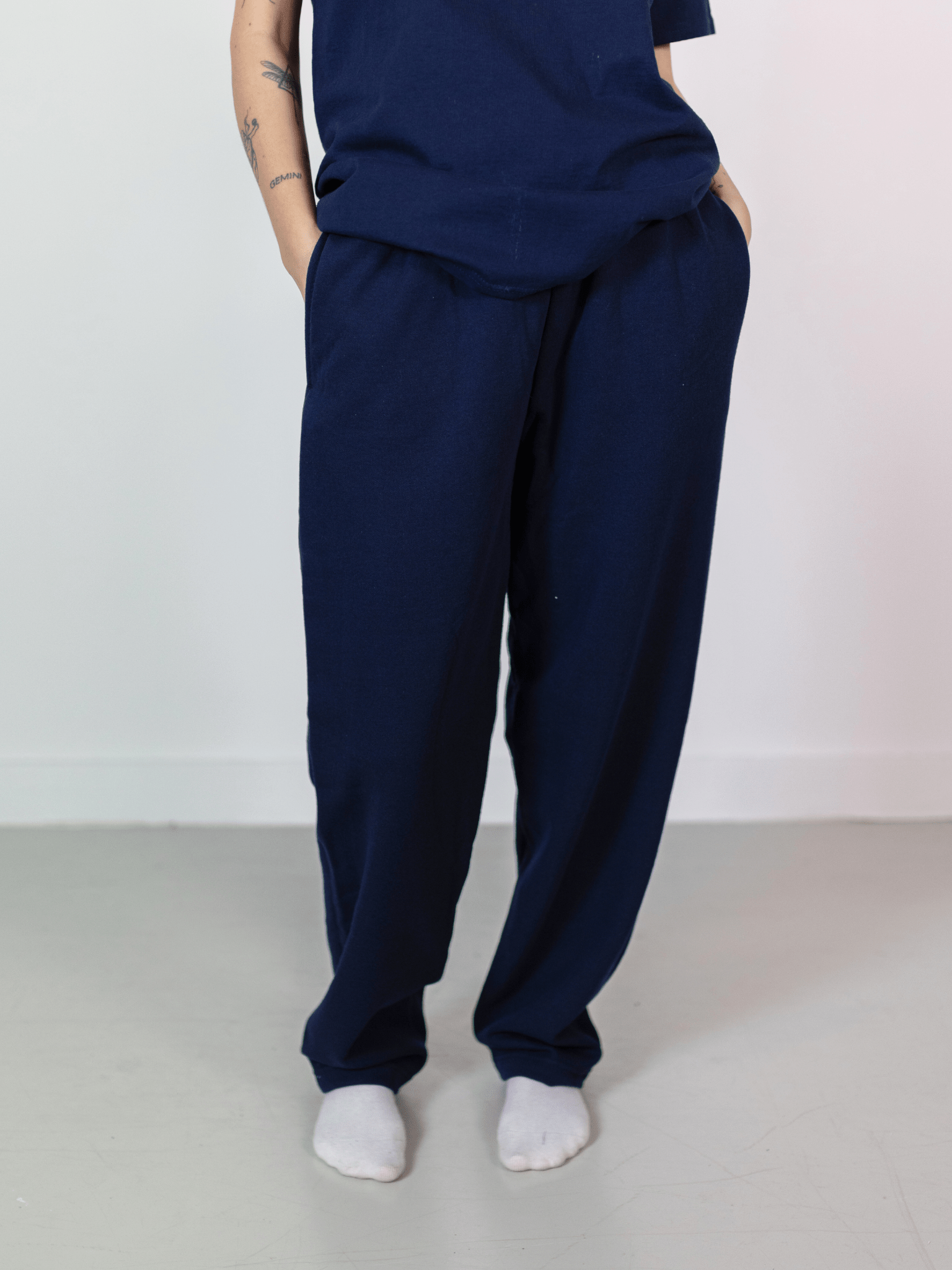 FRUIT SWEATPANTS W/ ELA - NAVY