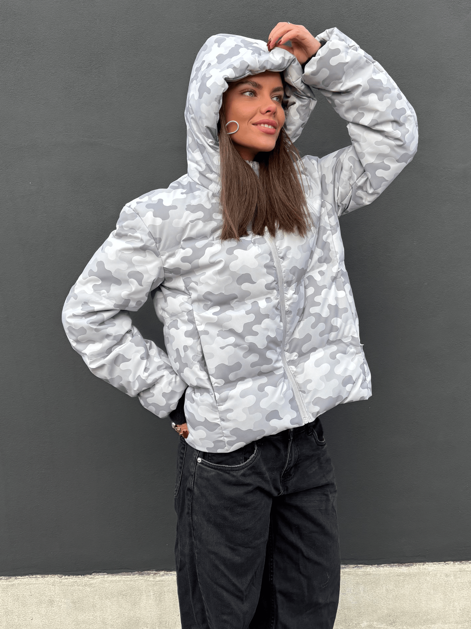ISA PUFFER JACKET - BLACK