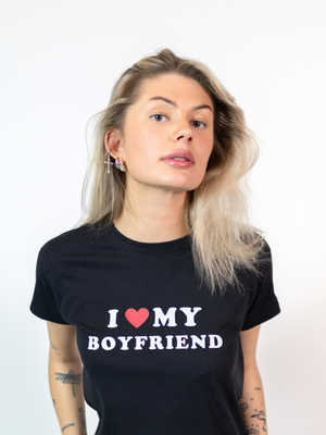 MY BOYFRIEND, BABY TEE - BLACK 