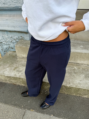 FRUIT SWEATPANTS W/ ELA - NAVY