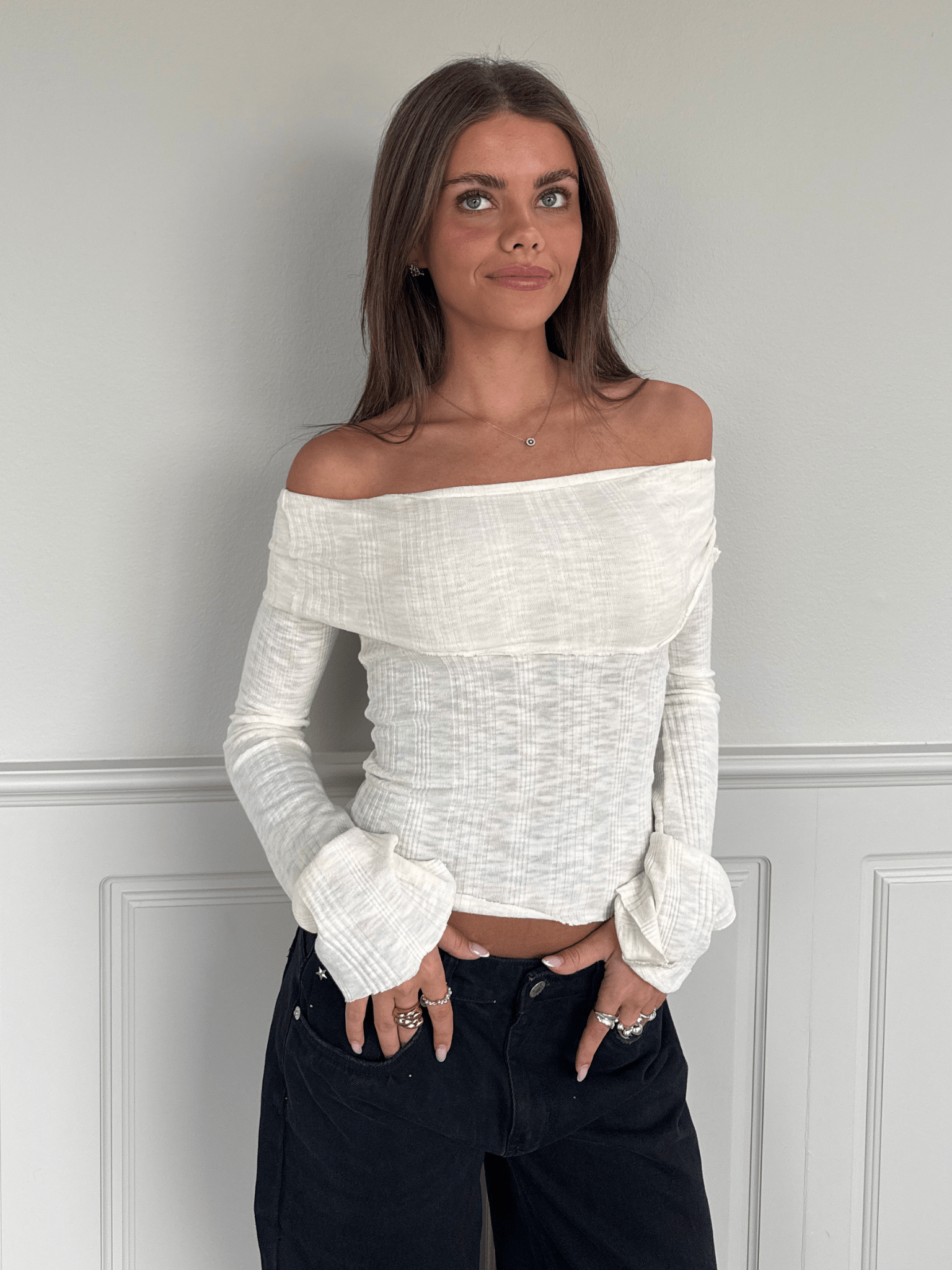 NINA LONG SLEEVE T-SHIRT - WHITE
