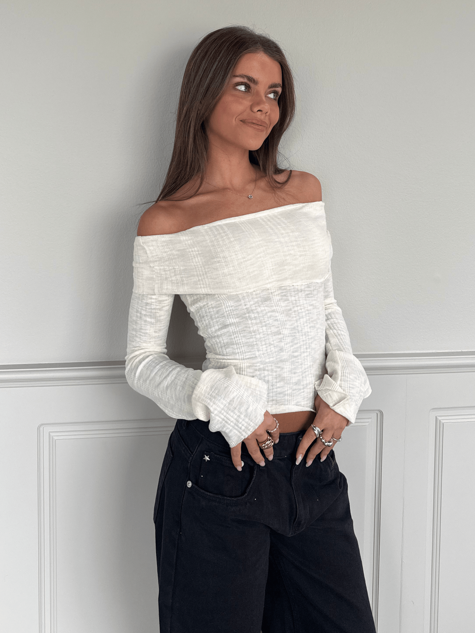 NINA LONG SLEEVE T-SHIRT - WHITE