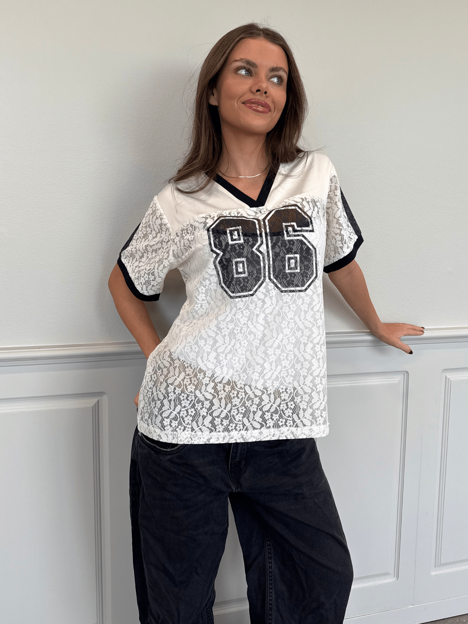 LACEY FOOTBALL TEE - OFFWHITE