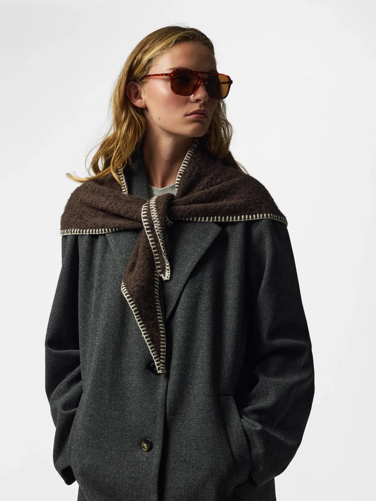 PYRON MINI SCARF - HOT FUDGE / CONTRAST STITCH
