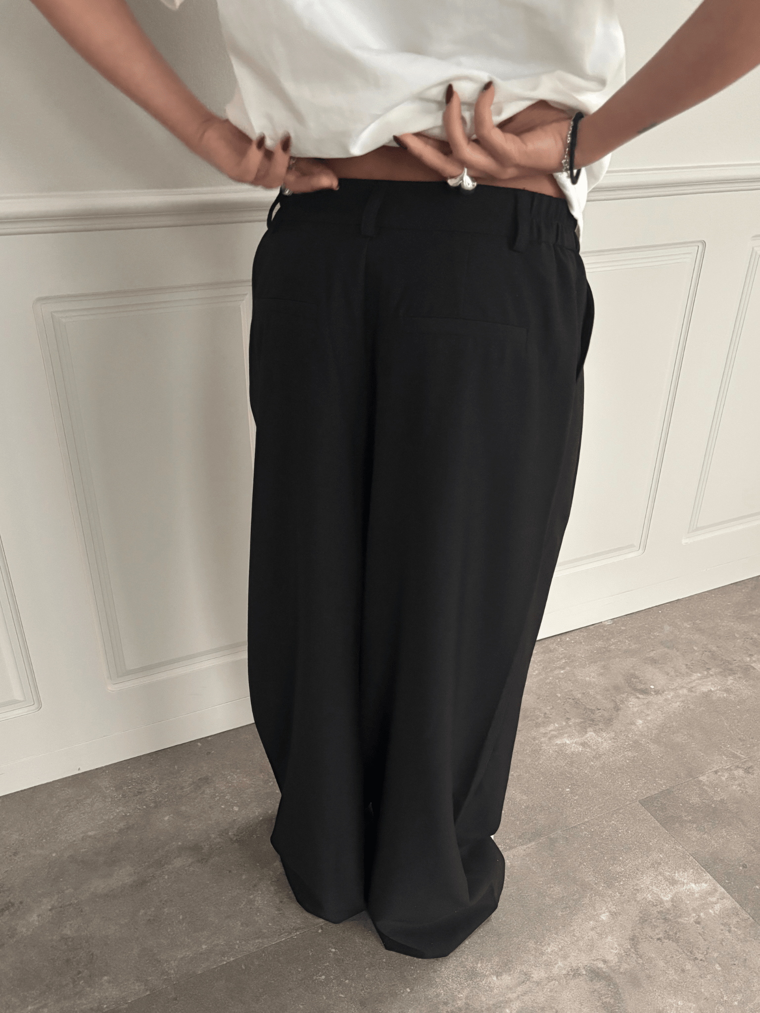 AIA BAGGY SUIT PANT - BLACK