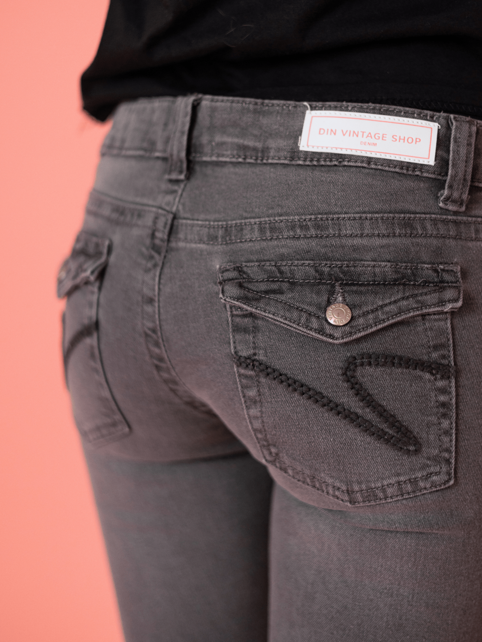 HANNAH ULTRA LOW BOOTCUT JEANS - DARK GREY