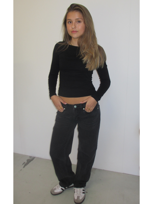 VERA JEANS - BLACK