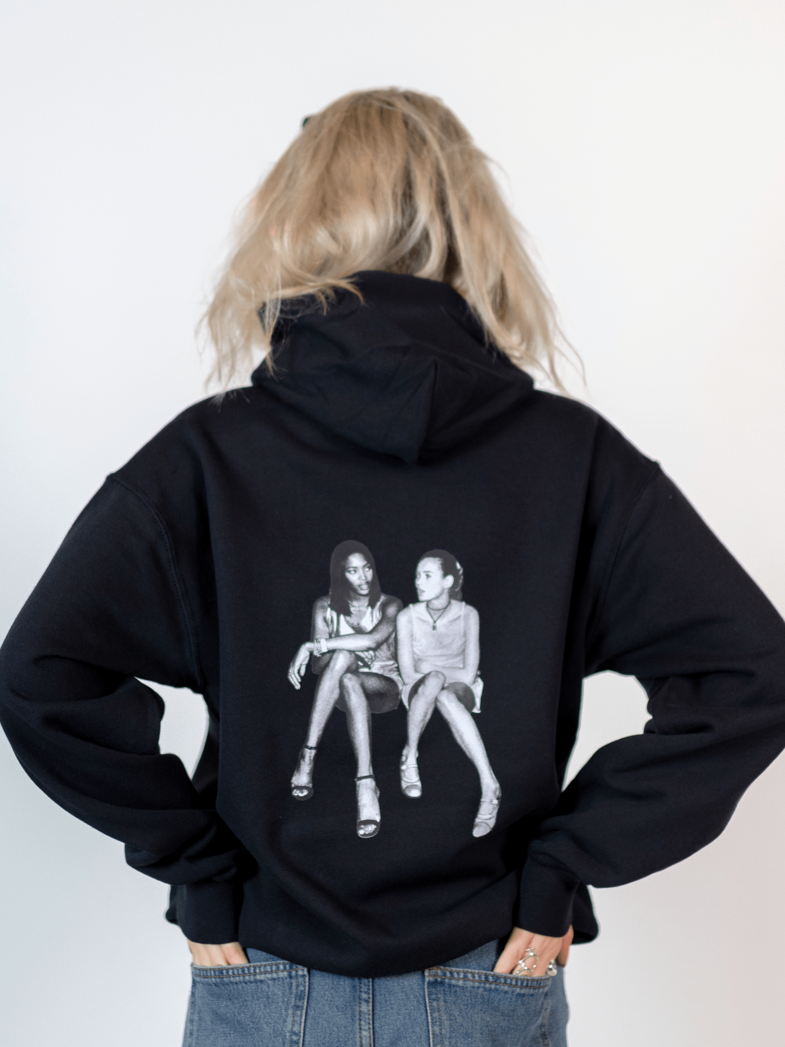 SUPERMODEL'S HOODIE (back print) - BLACK