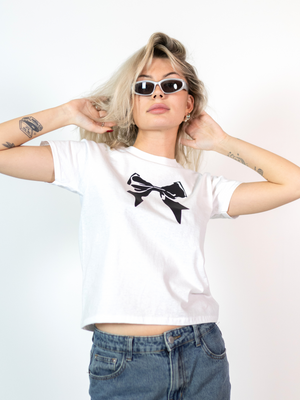 GRUNGE BOW, BABY TEE - WHITE