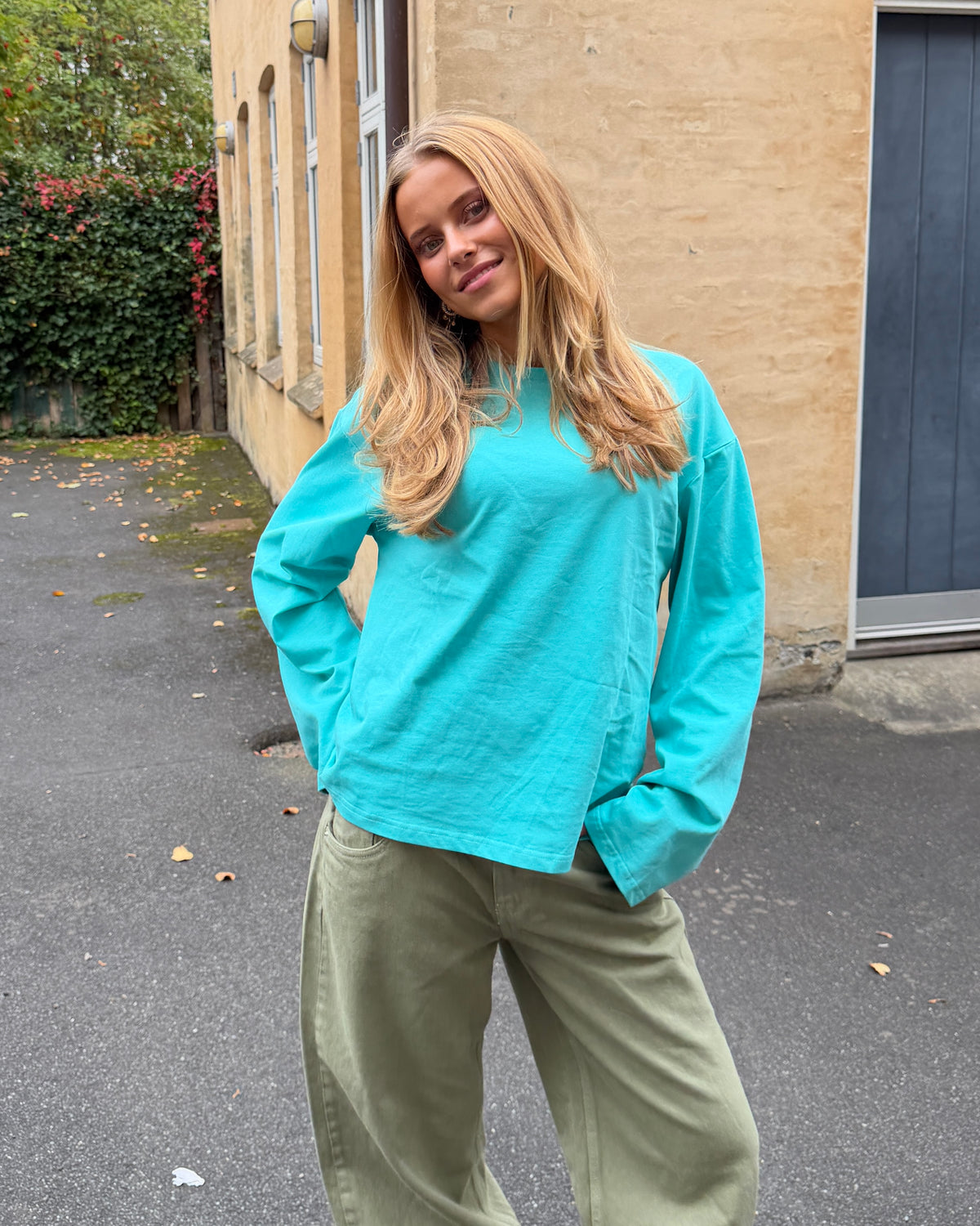 MYNTE TEE - TURQUOISE - Dinvintageshop
