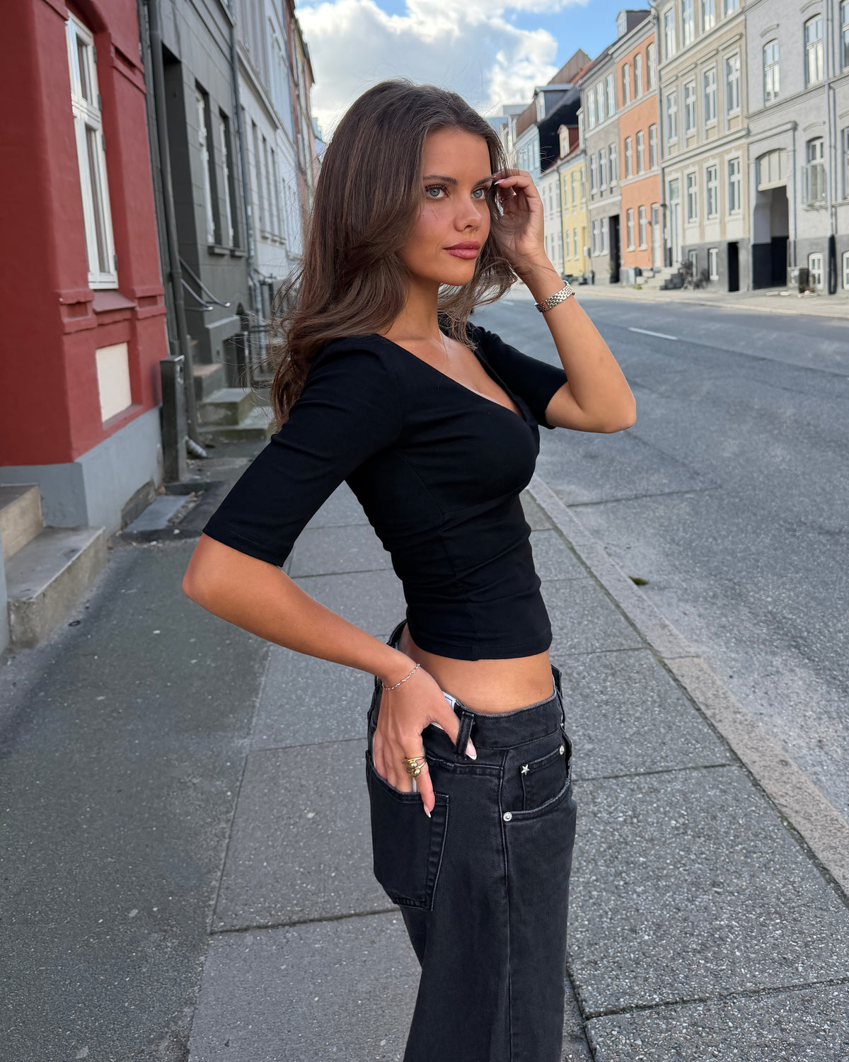 ELVIRA TOP - BLACK - Dinvintageshop