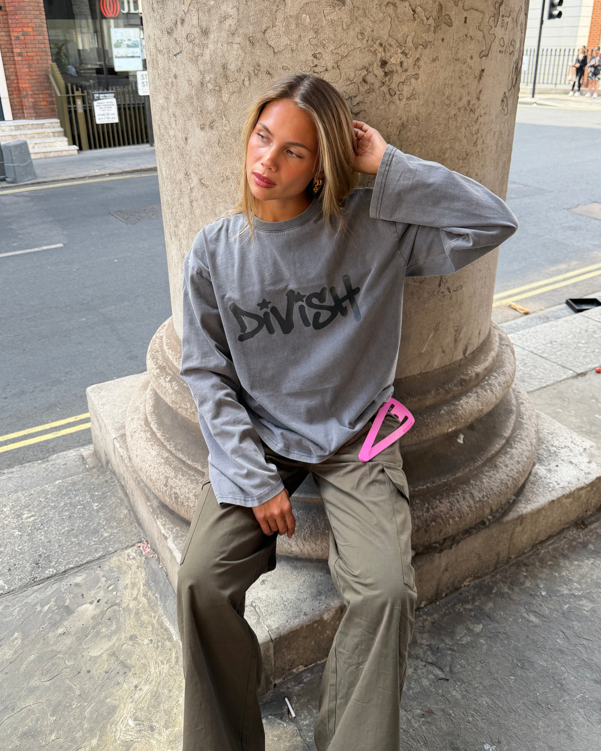 DUA LONG-SLEEVE TEE - GREY