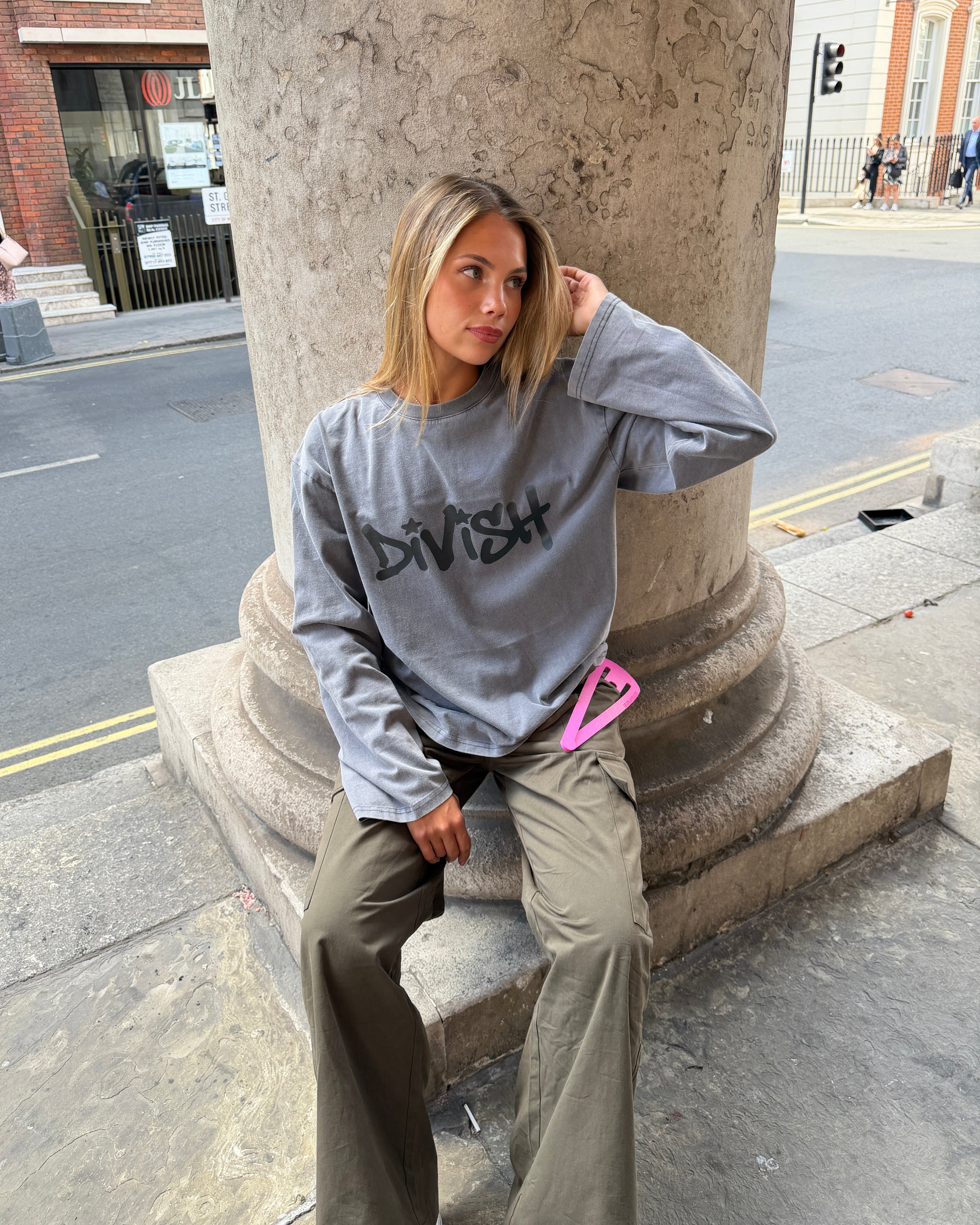 DUA LONG-SLEEVE TEE - GREY