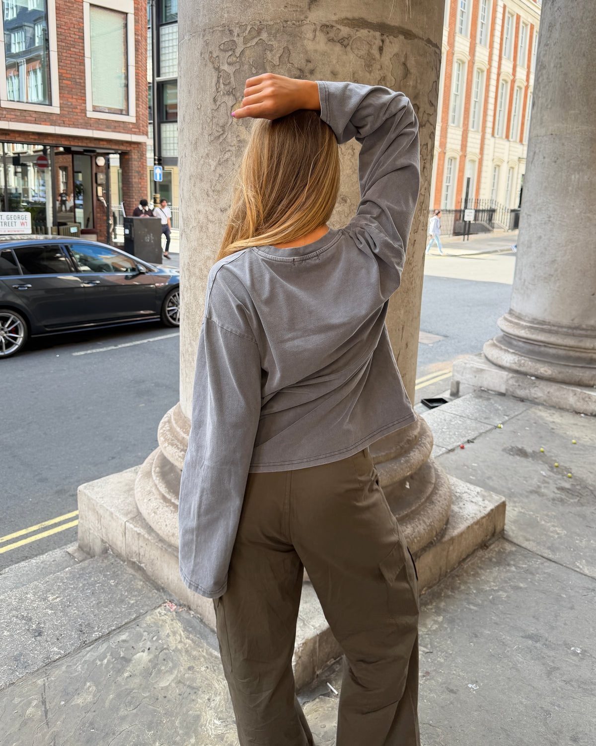 DUA LONG-SLEEVE TEE - GREY