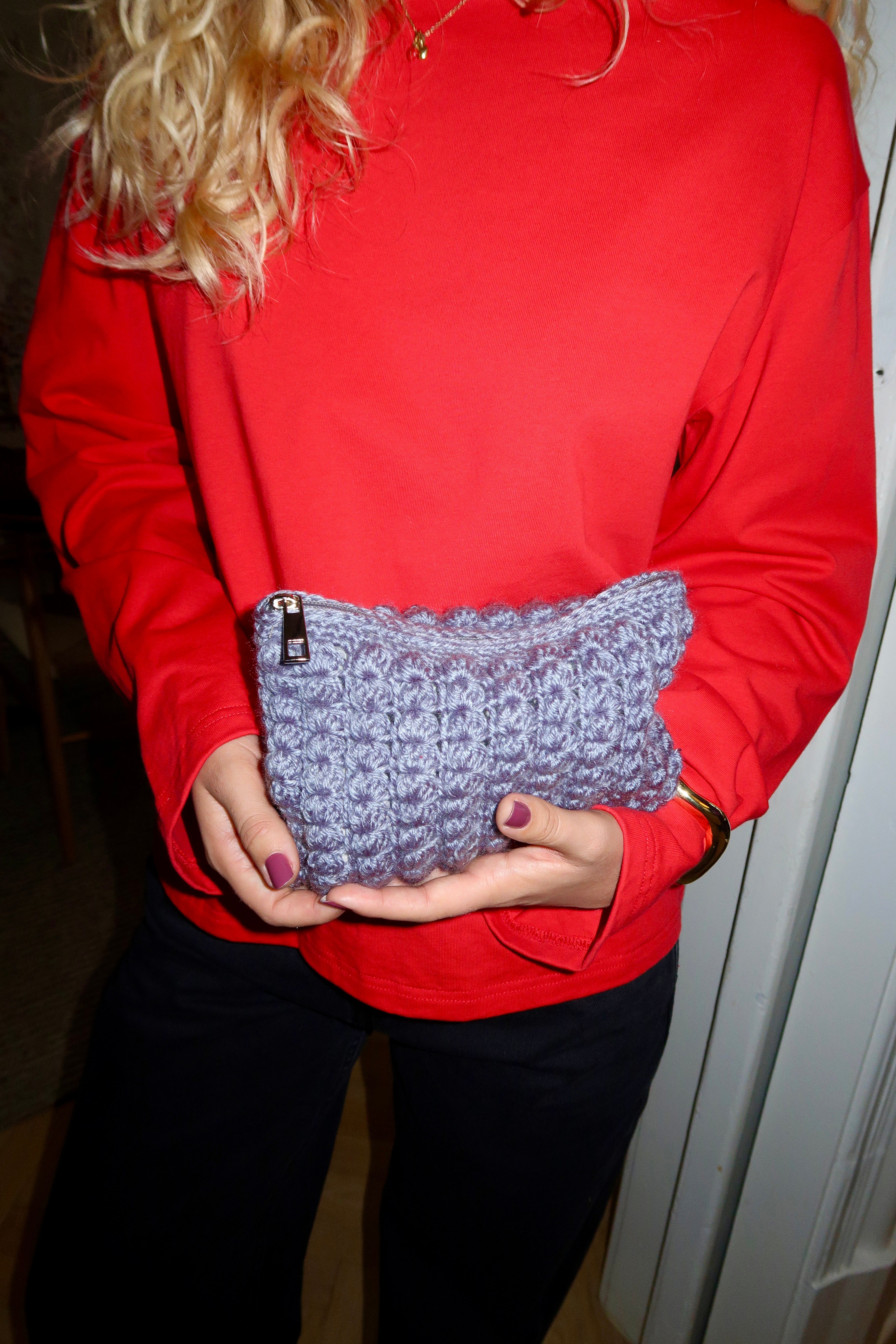 CROCHET CLUTCH - GREY