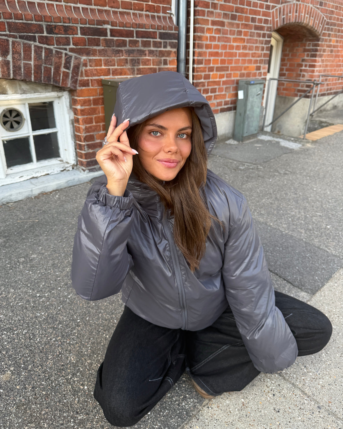 ALMA DOWN JACKET i dark grey – billede 10