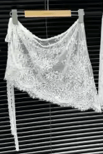 LACE MINI SKIRT - WHITE