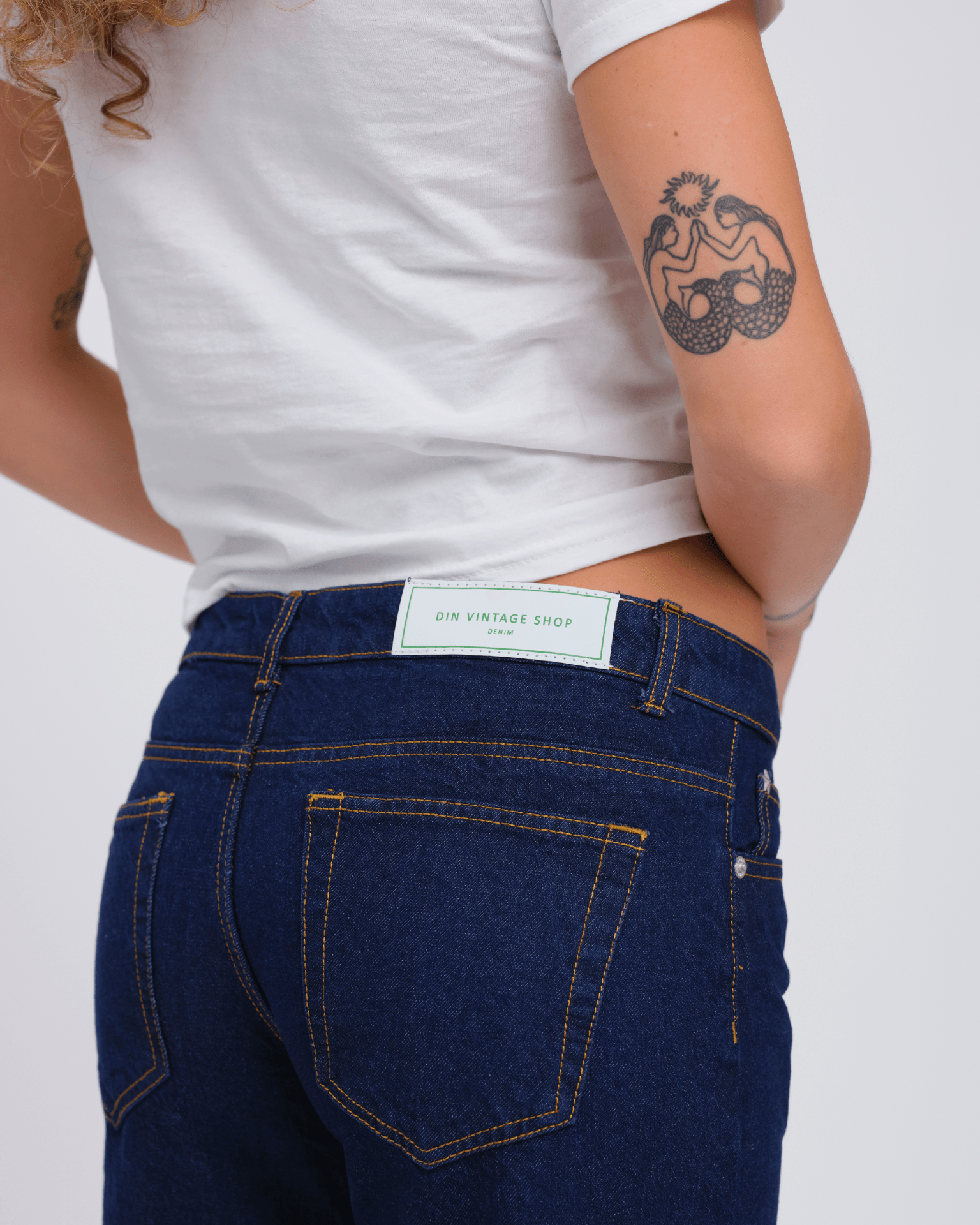 VERA JEANS - DARK BLUE