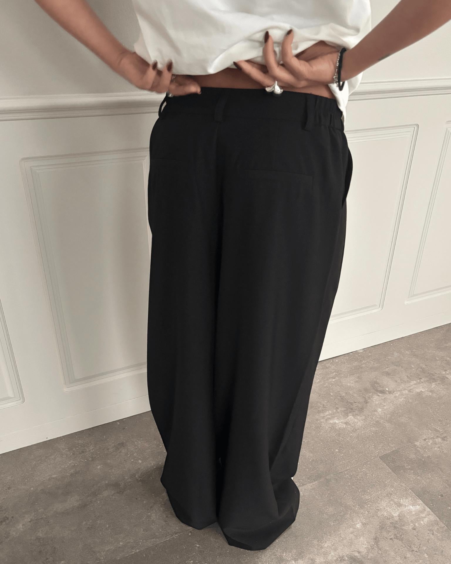 AIA BAGGY SUIT PANT - BLACK
