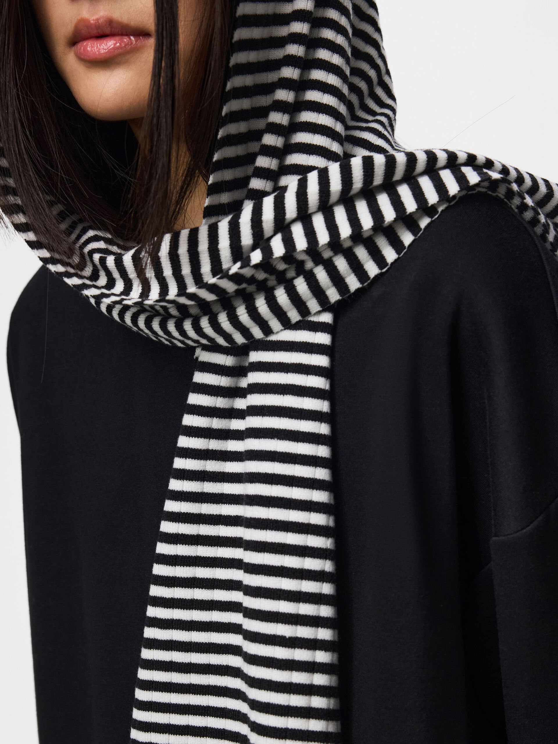 ALBERTE TØRKLÆDE - BLACK/WHITE - Dinvintageshop