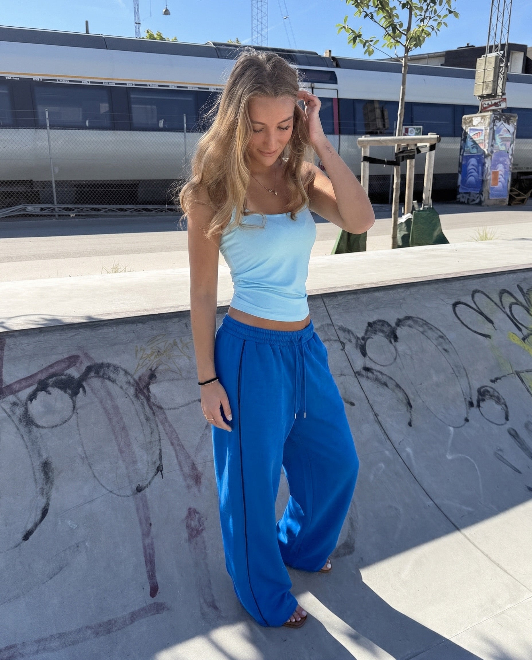 ANNA SWEATPANTS - BLUE - Dinvintageshop