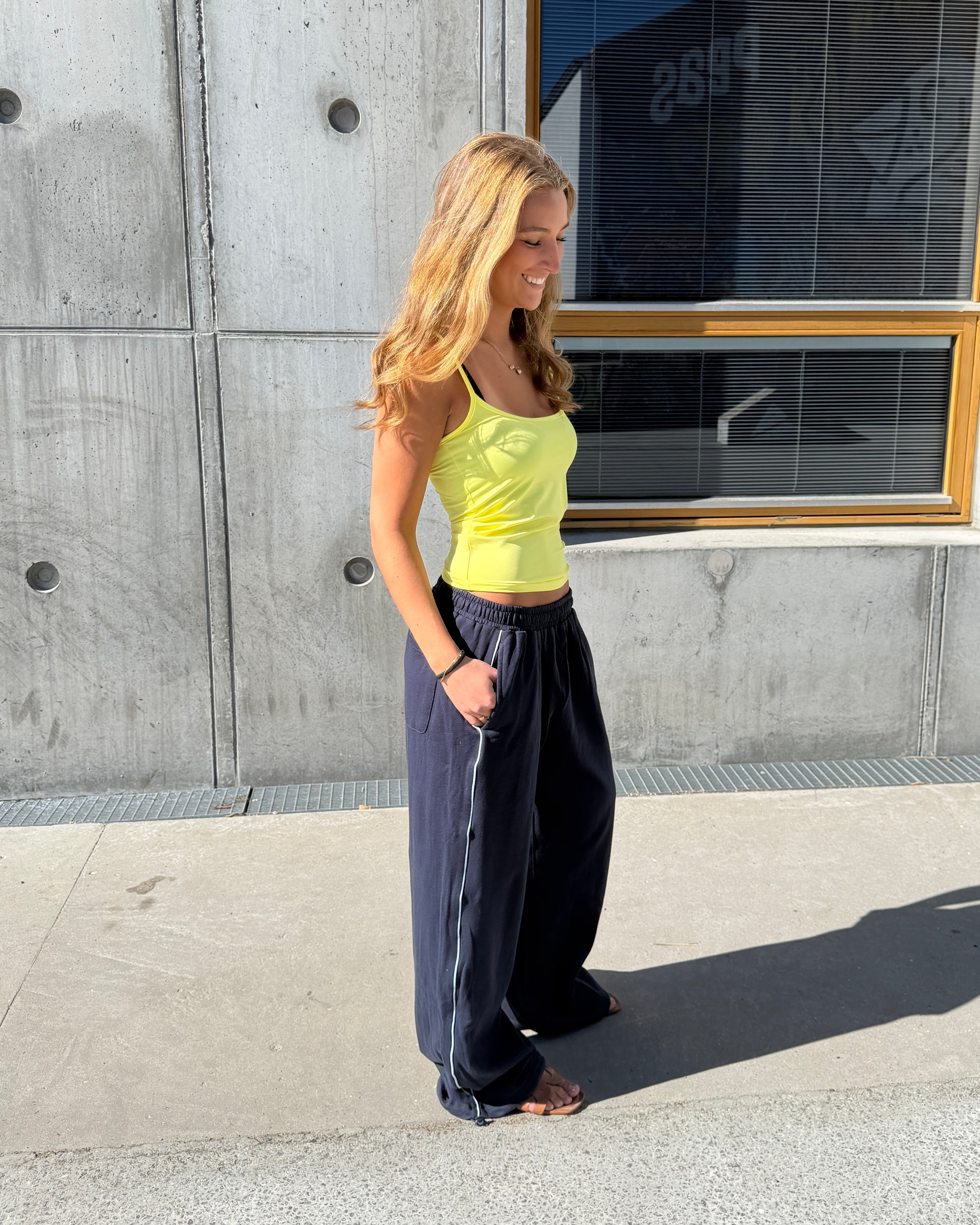 ANNA SWEATPANTS - NAVY - Dinvintageshop