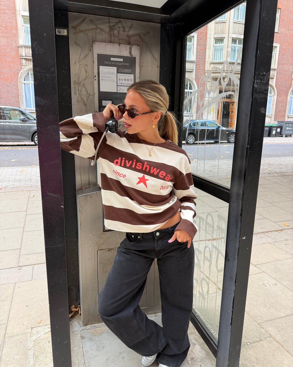 DAGMAR STRIPE TEE - BROWN/CORAL - Dinvintageshop