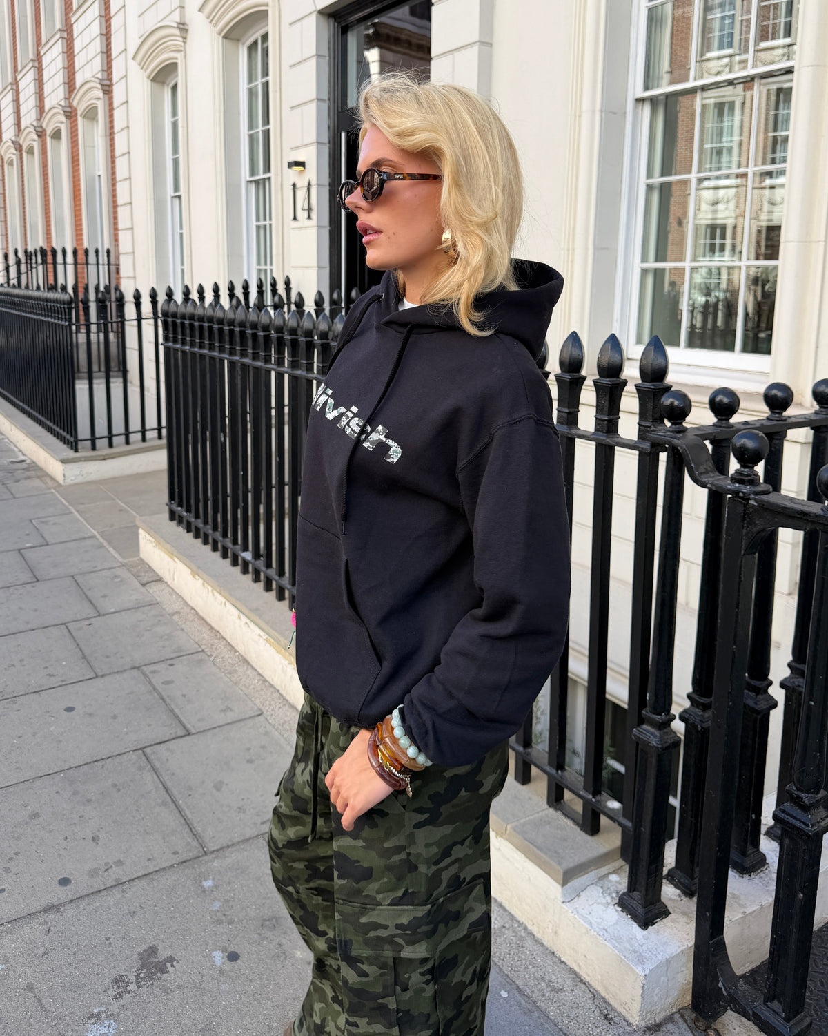 DEA HOODIE - BLACK - Dinvintageshop