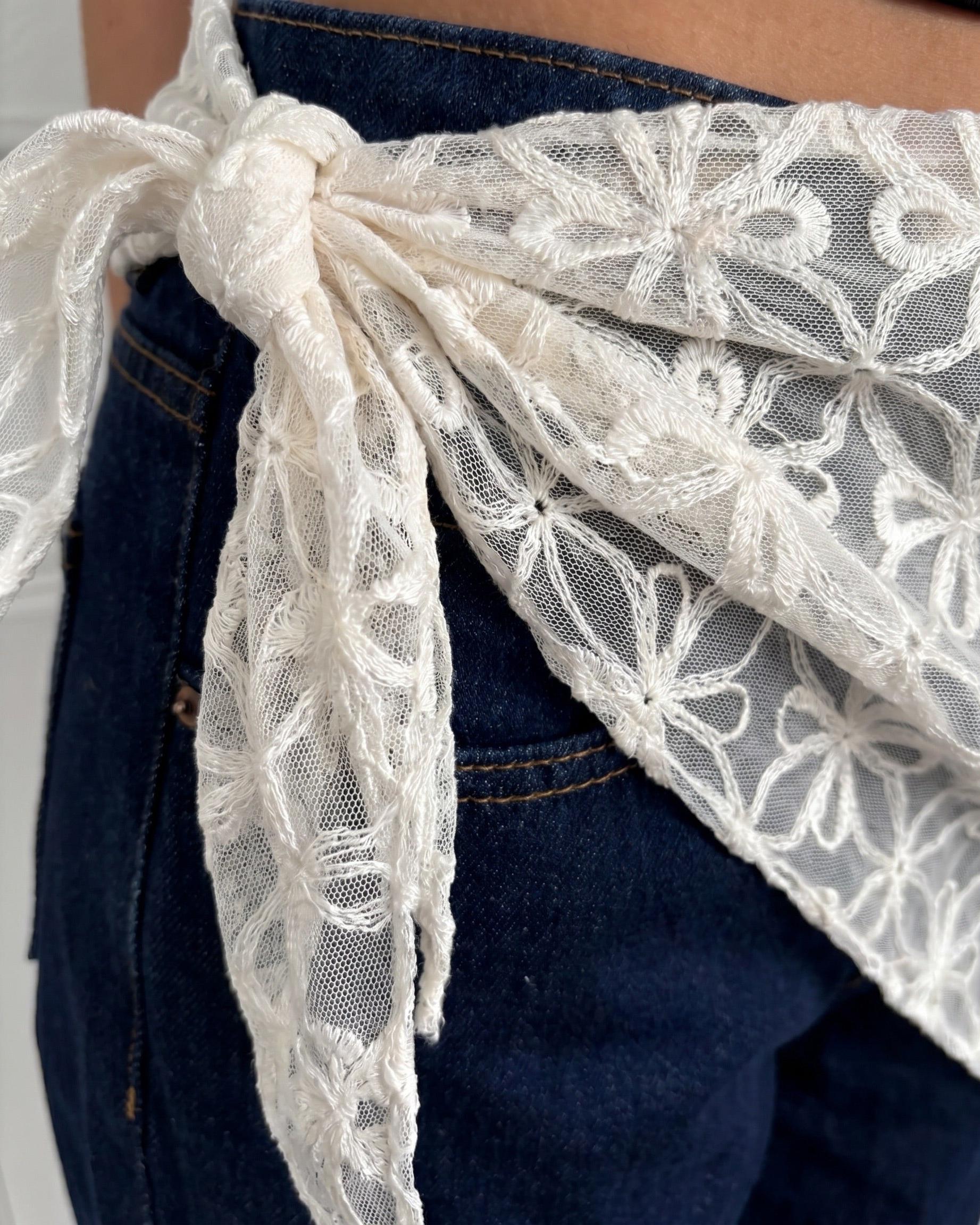 JAISA LACE HIP SCARF - BRIGHT WHITE - Dinvintageshop