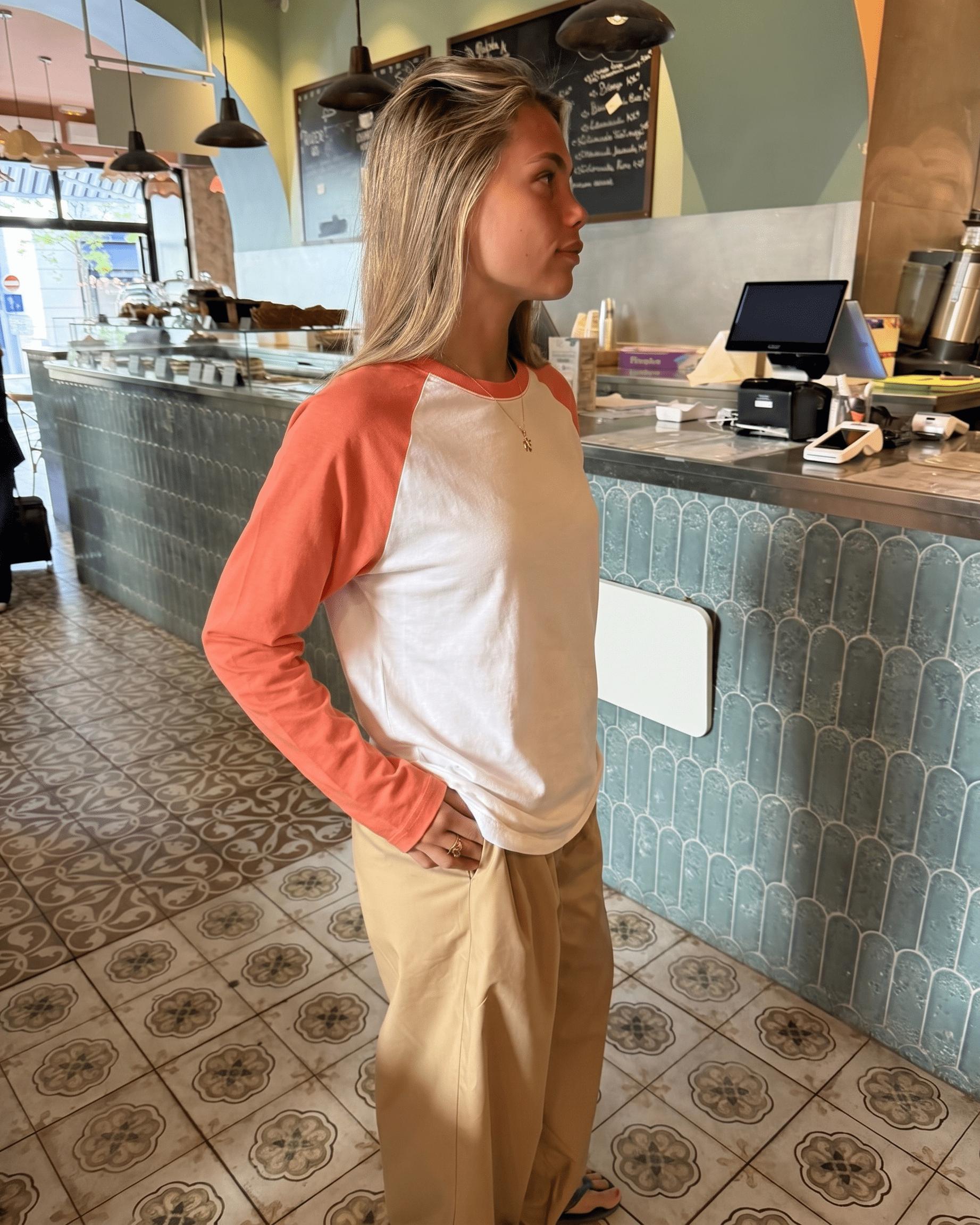 KLARA TEE - WHITE/CORAL