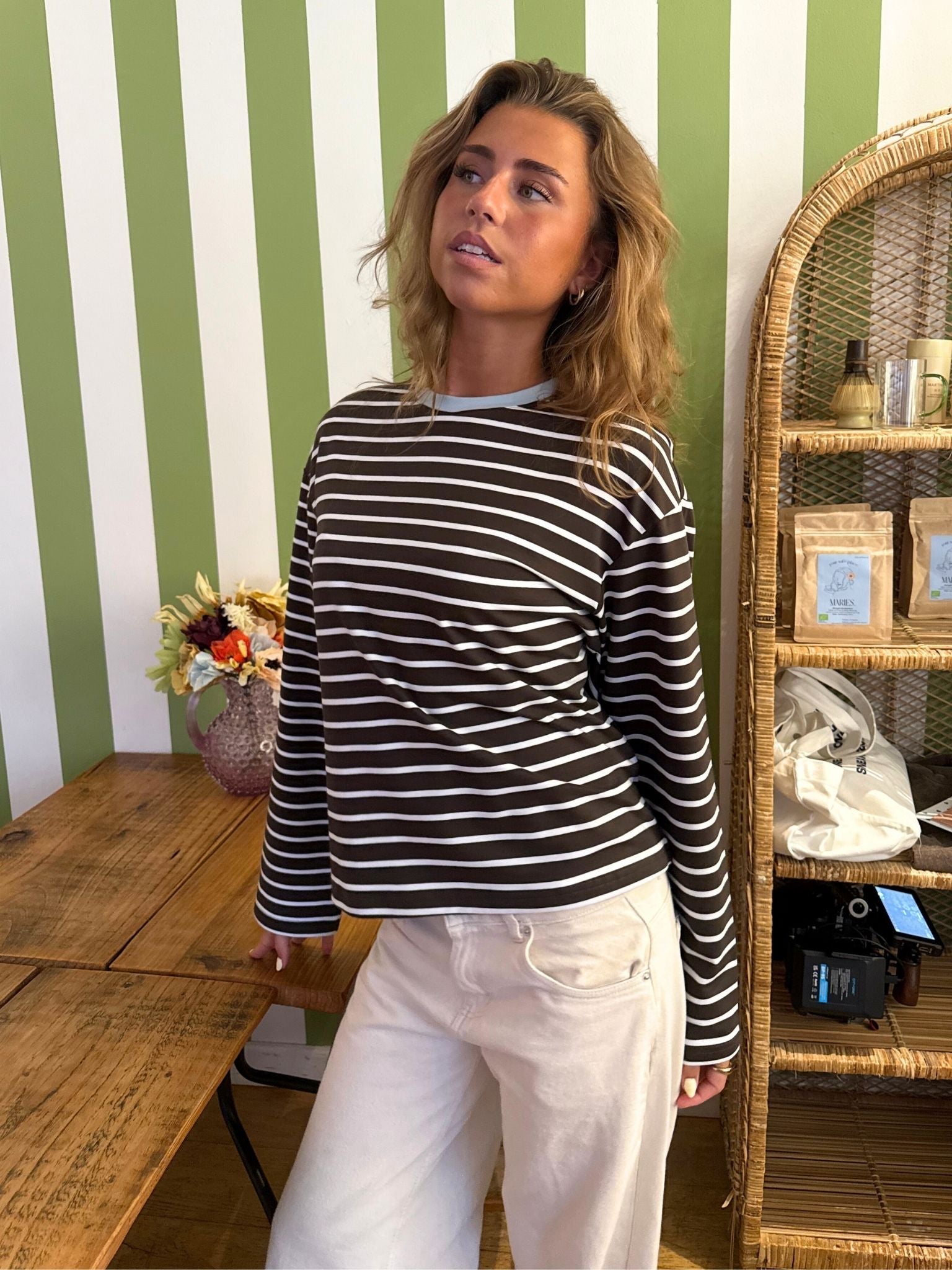 MYNTE STRIPE TEE - BROWN/WHITE - Dinvintageshop