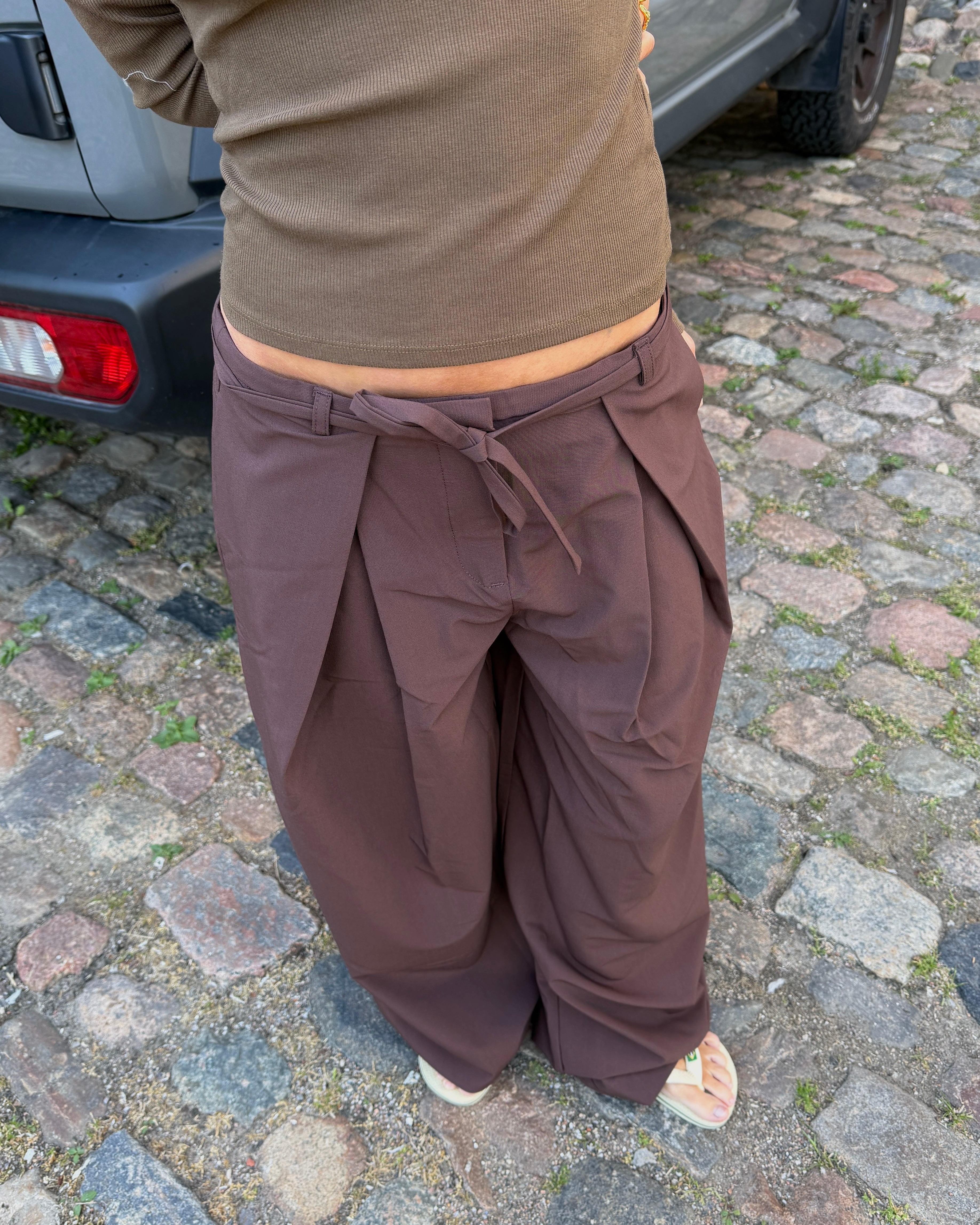 SARAH BAGGY SUIT PANT - BROWN - Dinvintageshop