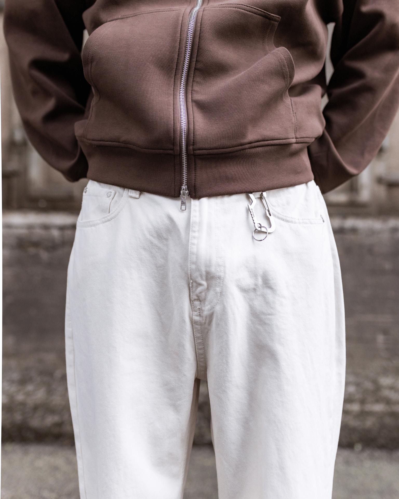 TYLER BAGGY JEANS - OFF WHITE