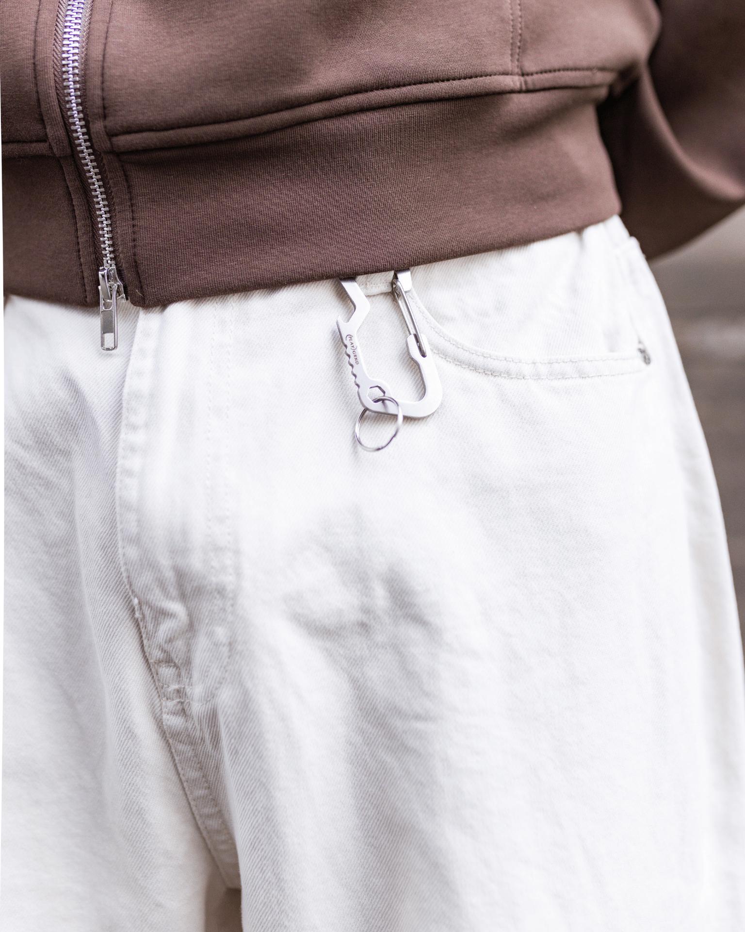 TYLER BAGGY JEANS - OFF WHITE