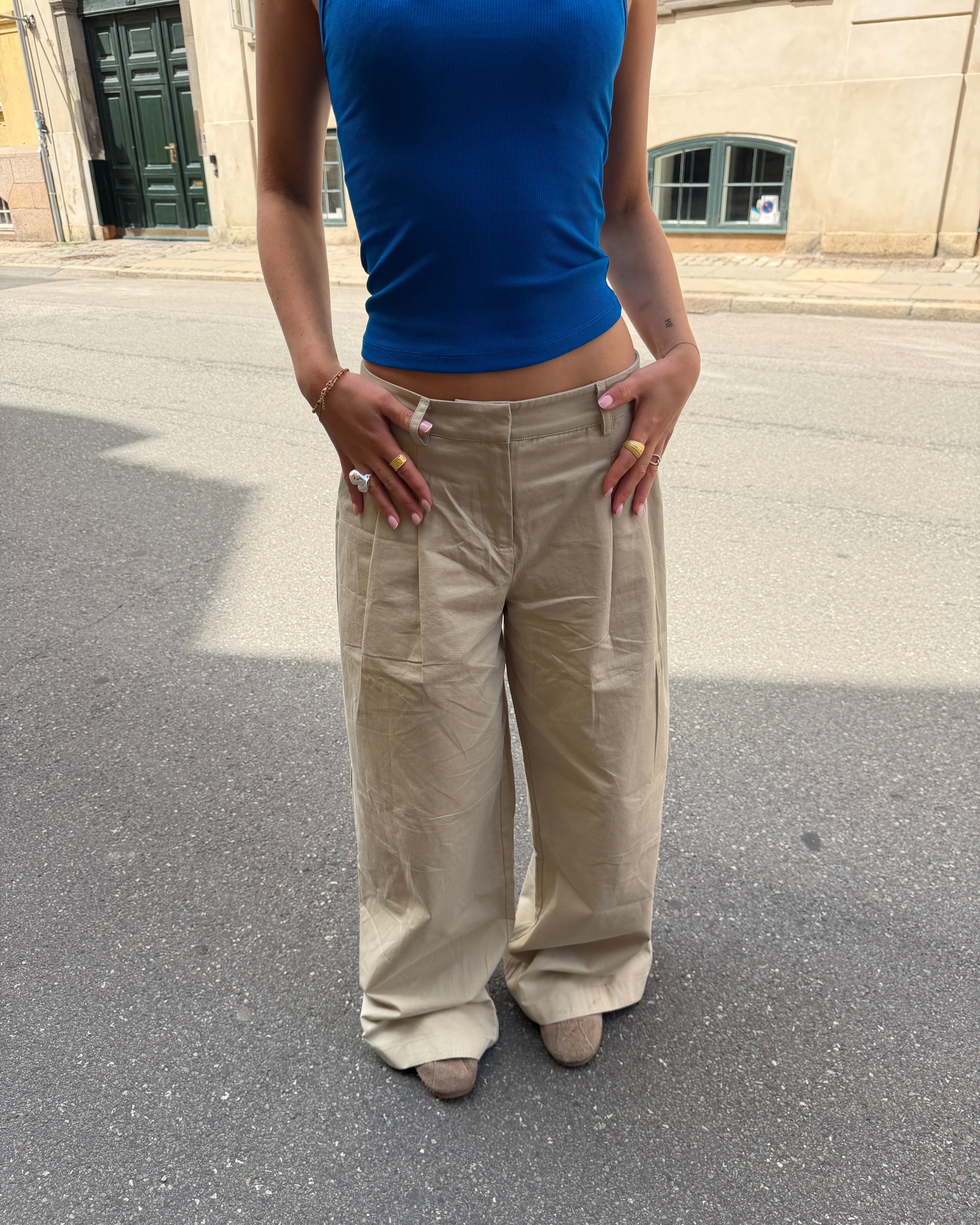 VICTORIA BAGGY PANT - SAND - Dinvintageshop